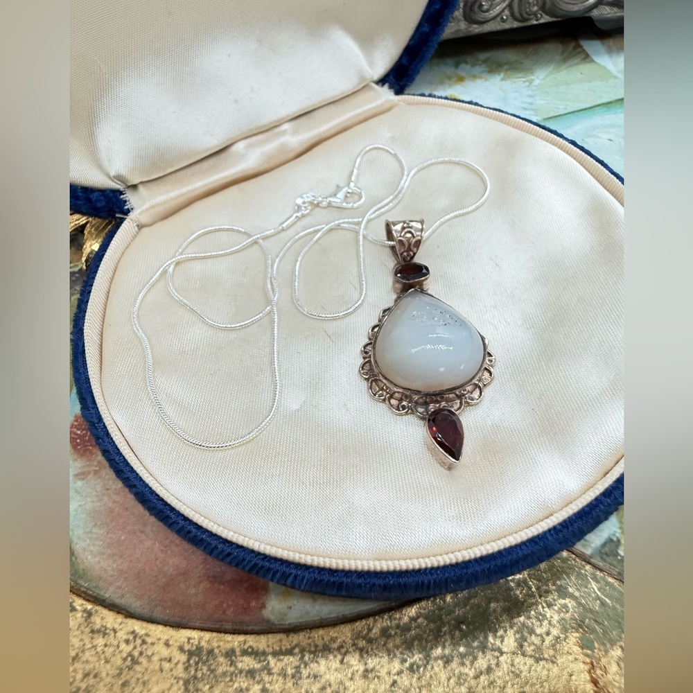 Vintage Sterling Garnet Silver Necklace